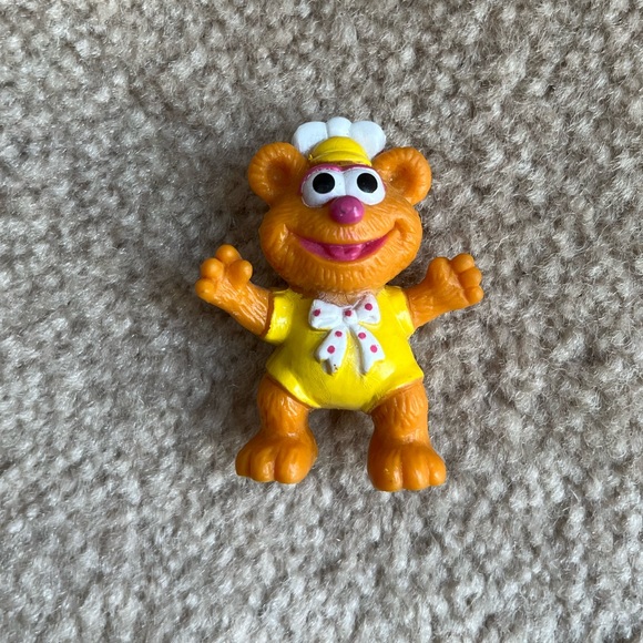 Vintage 1986 Muppet Babies Fozzie Bear Happy Meal Action Figure - Picture 2 of 8